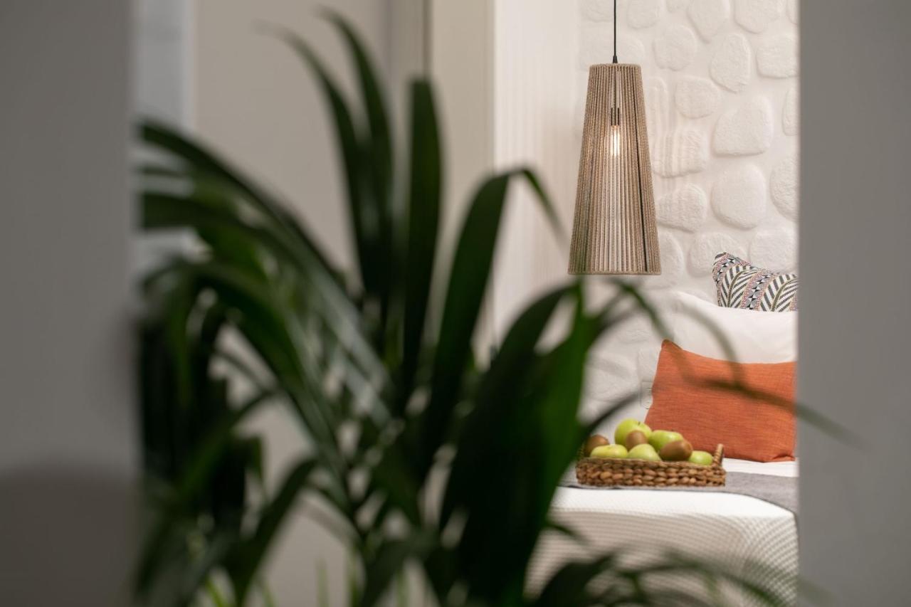 Kamvas Deluxe Apartments Naxos City ภายนอก รูปภาพ