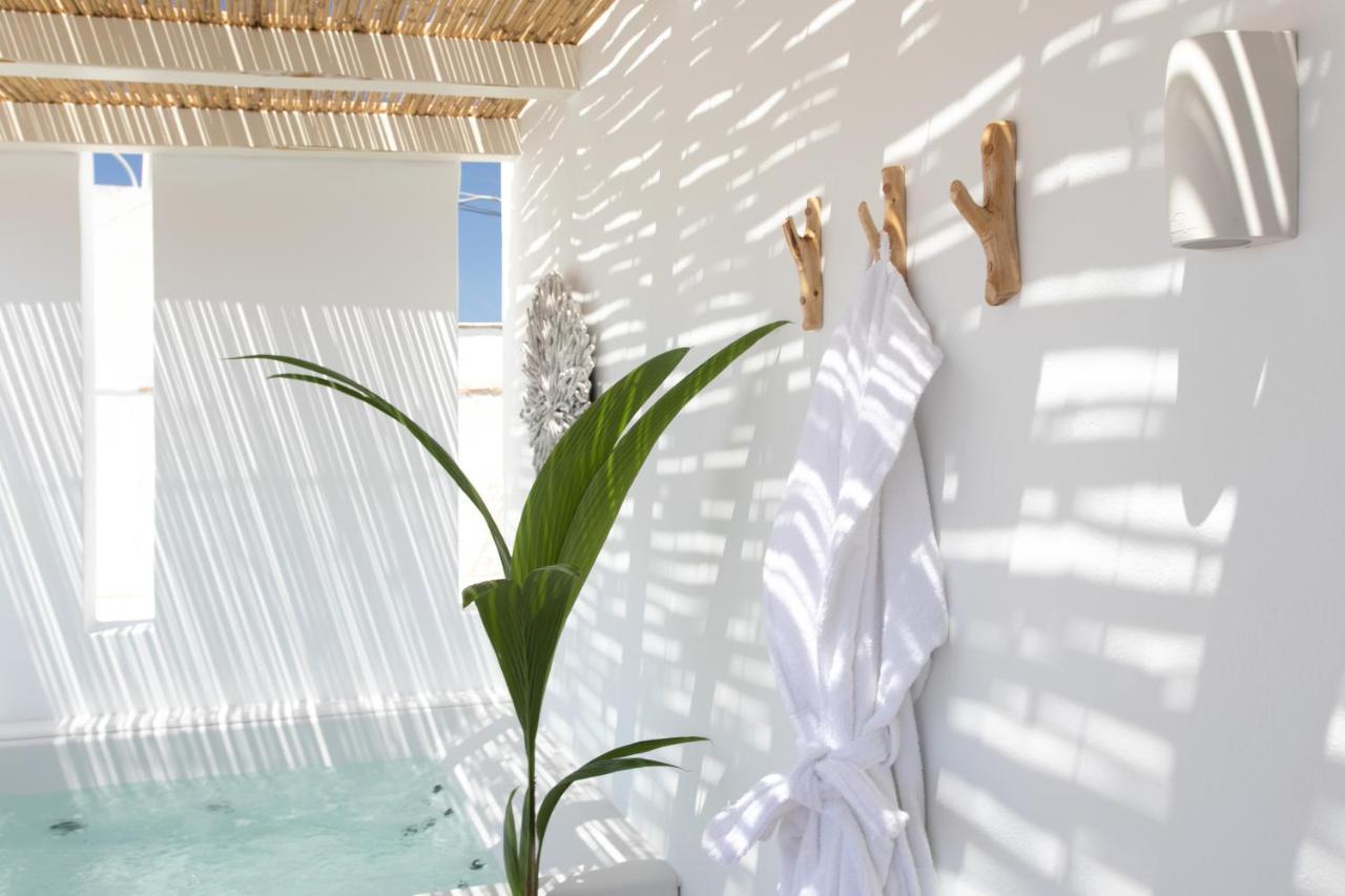 Kamvas Deluxe Apartments Naxos City ภายนอก รูปภาพ