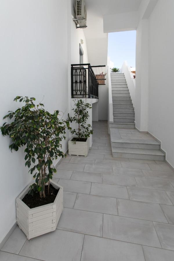Kamvas Deluxe Apartments Naxos City ภายนอก รูปภาพ