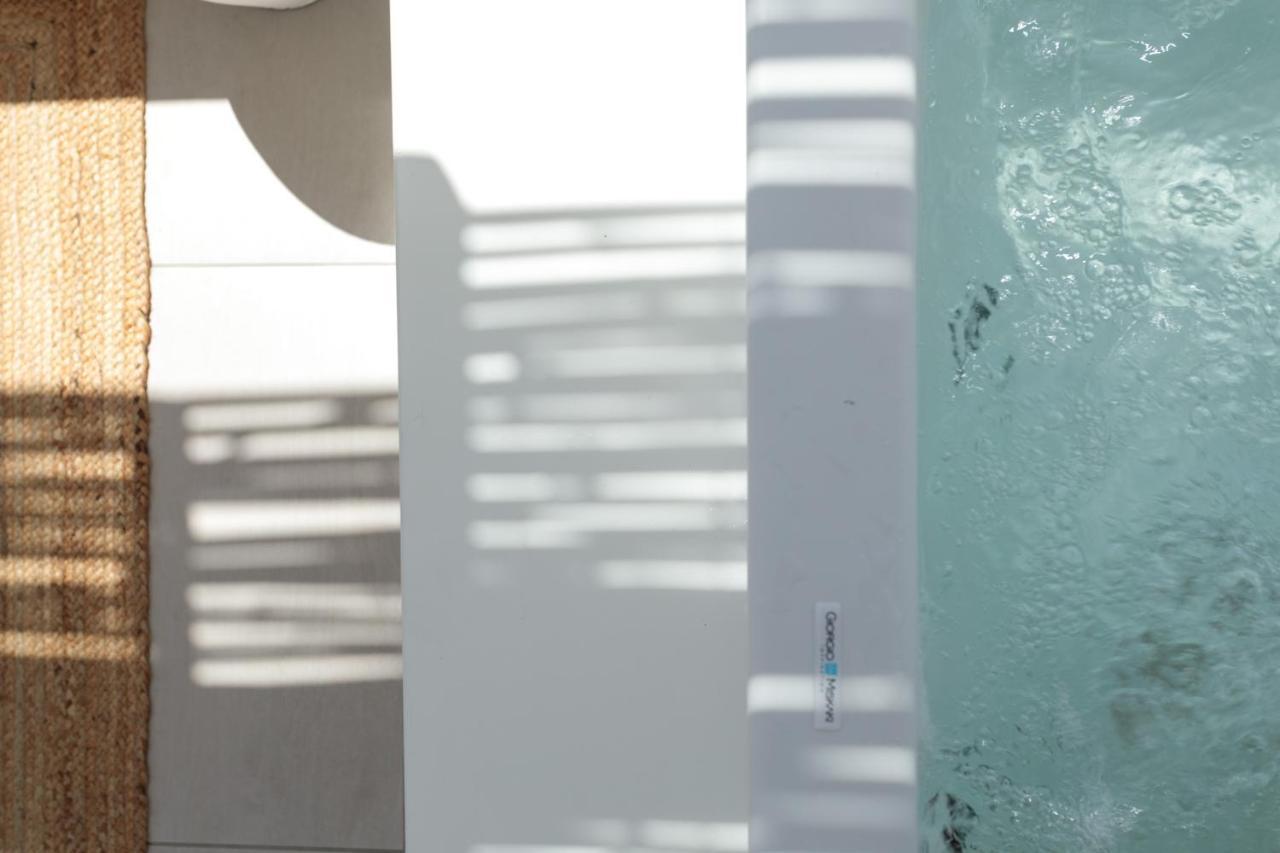 Kamvas Deluxe Apartments Naxos City ภายนอก รูปภาพ